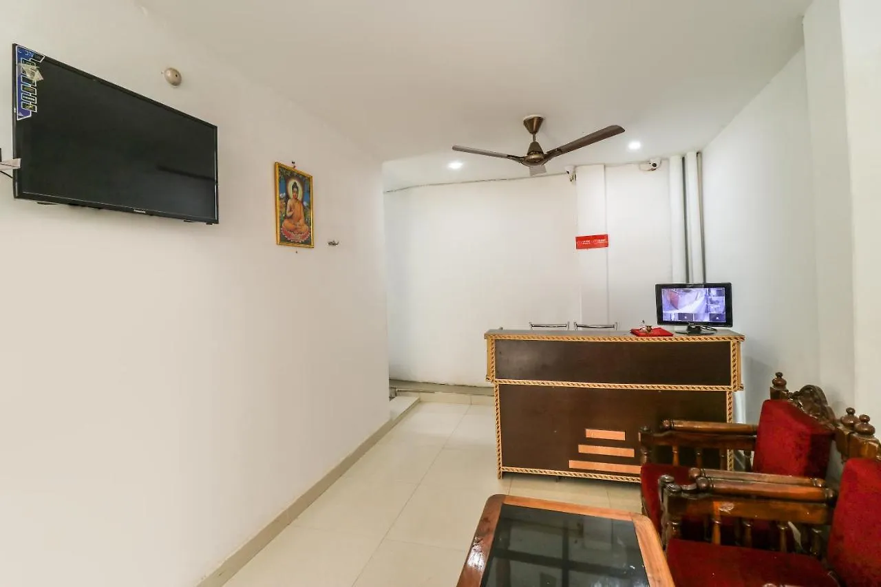 Spot On 44295 Sarnath Tourist Guest House Varanasi 2*,