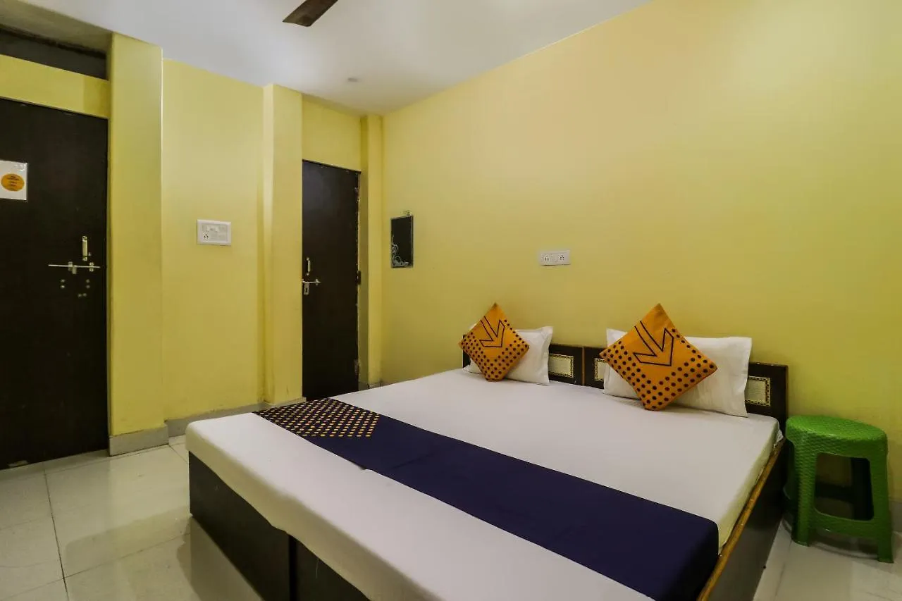 Spot On 44295 Sarnath Tourist Guest House Varanasi Hotel